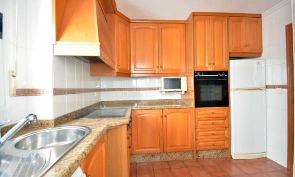 Resale - Apartment / Duplex - Torrevieja - La Mata