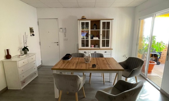 Reventa - Apartamento / Dúplex - Guardamar del Segura - Guardamar Playa