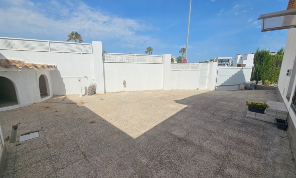 Reventa - Villa / Casa - San Fulgencio - El Oasis