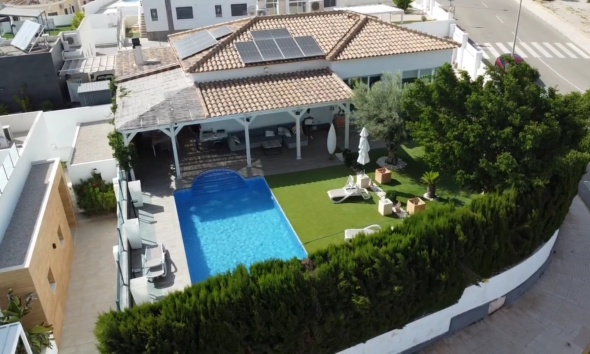Reventa - Villa / Casa - San Fulgencio - El Oasis