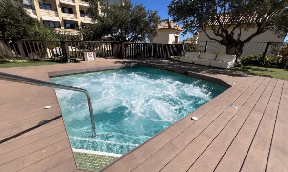 Reventa - Apartamento / Dúplex - Guardamar del Segura - Los Secanos