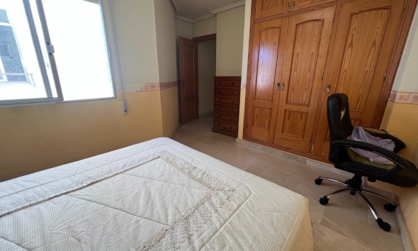 Resale - Apartment / Duplex - Guardamar del Segura - Avenida los pinos
