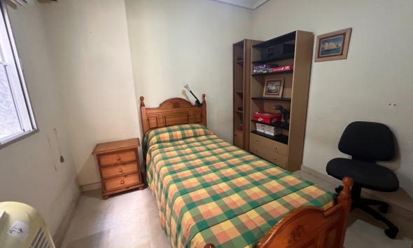Resale - Apartment / Duplex - Guardamar del Segura - Avenida los pinos