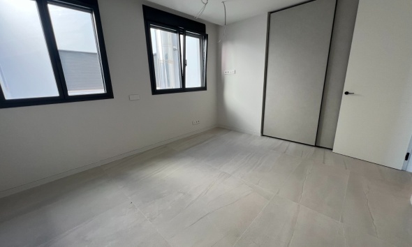 Obra nueva - Apartamento / Dúplex - Guardamar del Segura - Centro