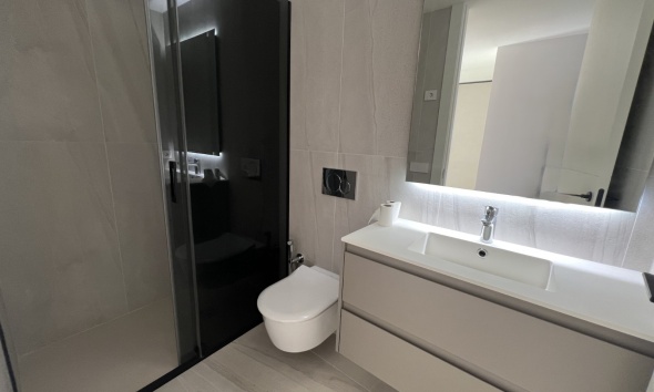 Obra nueva - Apartamento / Dúplex - Guardamar del Segura - Centro