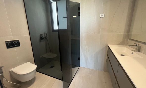 Obra nueva - Apartamento / Dúplex - Guardamar del Segura - Centro