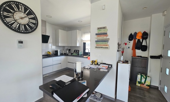 Resale - Townhouse / Terraced House - Torrevieja - Los Frutales
