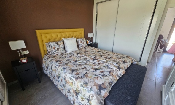 Resale - Townhouse / Terraced House - Torrevieja - Los Frutales