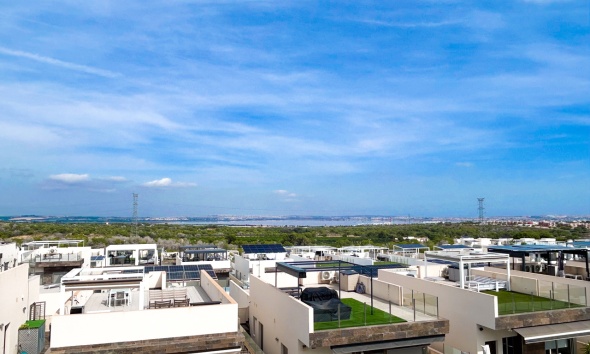 Resale - Villa / House - Orihuela Costa - Villamartín
