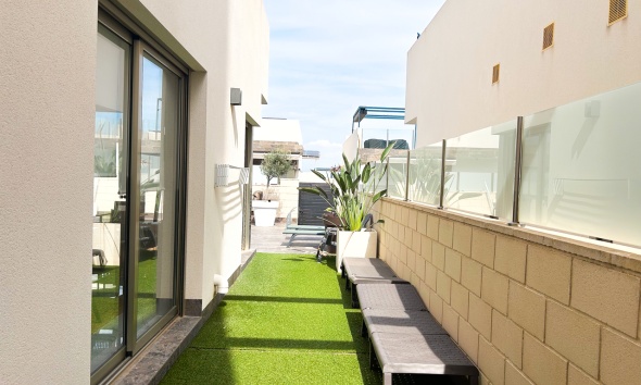 Resale - Villa / House - Orihuela Costa - Villamartín