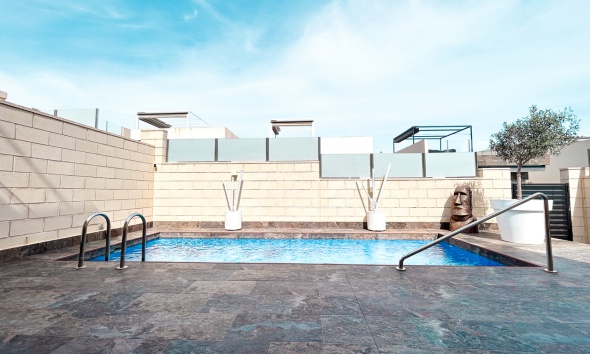 Resale - Villa / House - Orihuela Costa - Villamartín