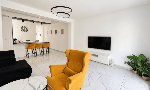 Resale - Apartment / Duplex - Torrevieja