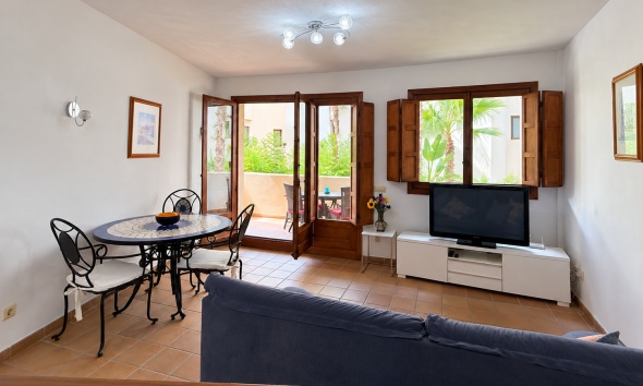 Resale - Apartment / Duplex - Punta Prima
