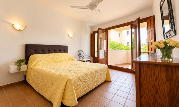 Resale - Apartment / Duplex - Punta Prima