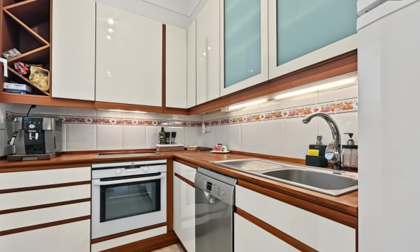 Resale - Bungalow - Orihuela Costa - Lomas de Don Juan