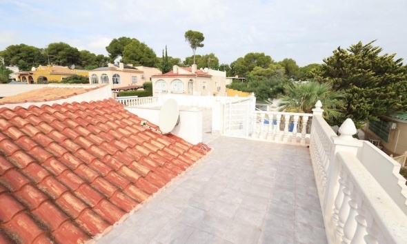Reventa - Villa / Casa - Torrevieja - Los Balcones