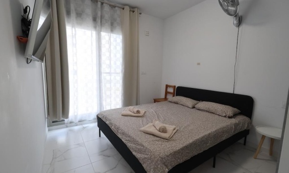 Resale - Villa / House - Orihuela Costa - Villamartín