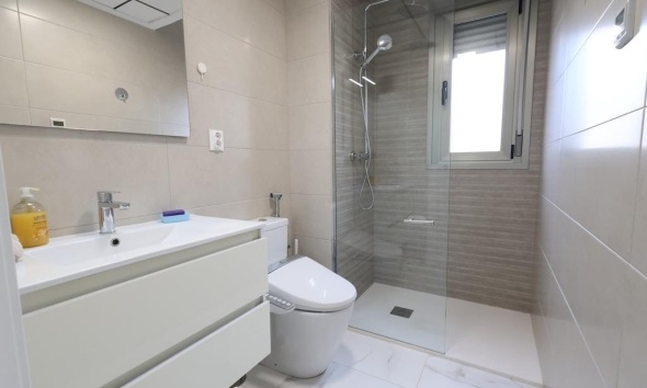 Resale - Villa / House - Orihuela Costa - Villamartín