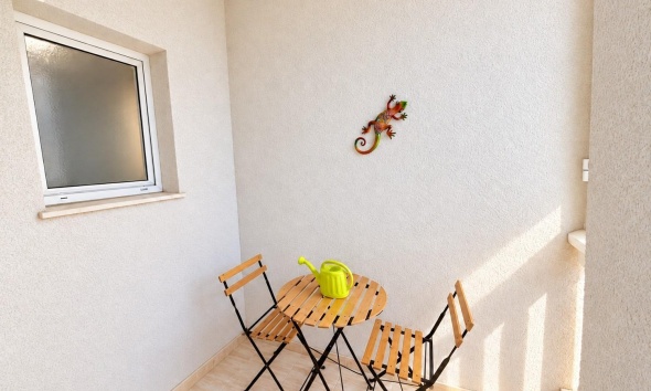 Resale - Apartment / Duplex - Torrevieja - Centro