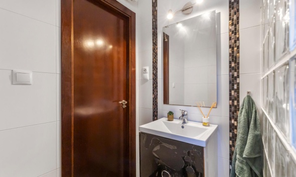 Rynek Wtórny - Apartament / Duplex - Torrevieja - Los Balcones