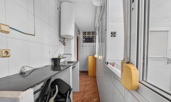 Reventa - Apartamento / Dúplex - Torrevieja
