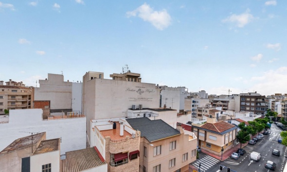 Reventa - Apartamento / Dúplex - Torrevieja