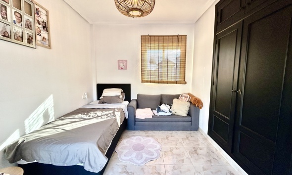 Resale - Villa / House - Orihuela Costa - Villamartín