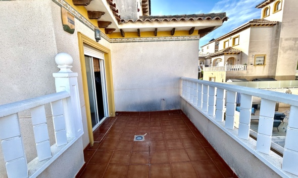 Resale - Villa / House - Orihuela Costa - Villamartín