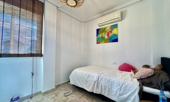 Resale - Villa / House - Orihuela Costa - Villamartín