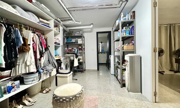 Resale - Villa / House - Orihuela Costa - Villamartín