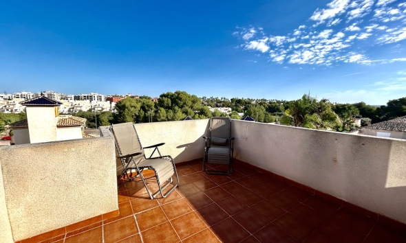 Resale - Villa / House - Orihuela Costa - Villamartín