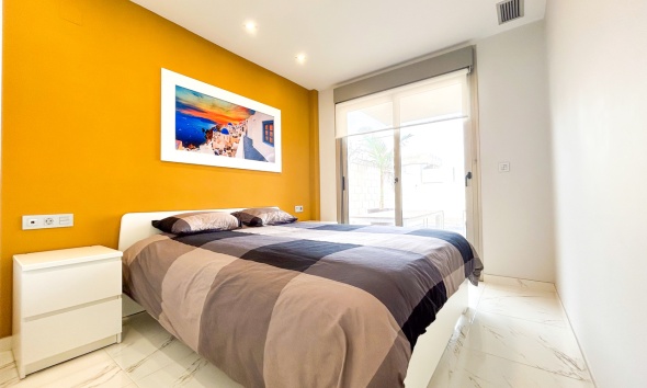 Resale - Villa / House - Orihuela Costa - Villamartín