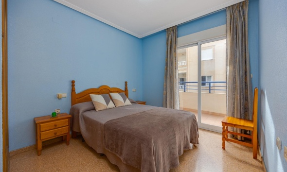 Reventa - Apartamento / Dúplex - Torrevieja - Playa del Cura