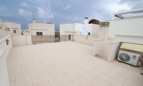 Resale - Villa / House - Orihuela Costa - Villamartín