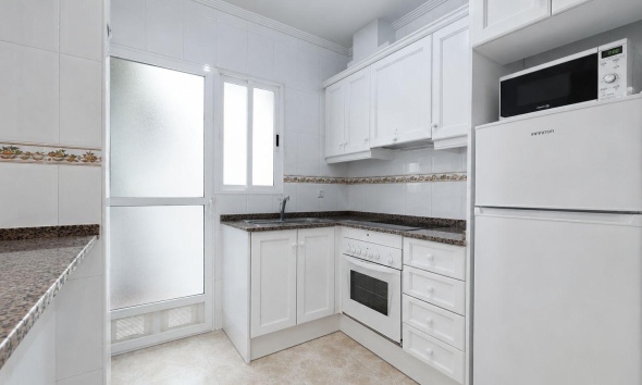 Reventa - Apartamento / Dúplex - Torrevieja - Centro