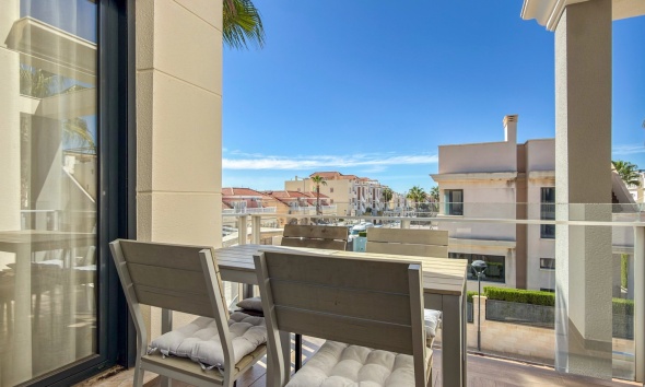 Reventa - Apartamento / Dúplex - Orihuela Costa - La Zenia
