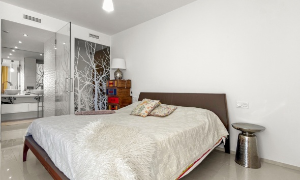 Reventa - Apartamento / Dúplex - Orihuela Costa - La Zenia