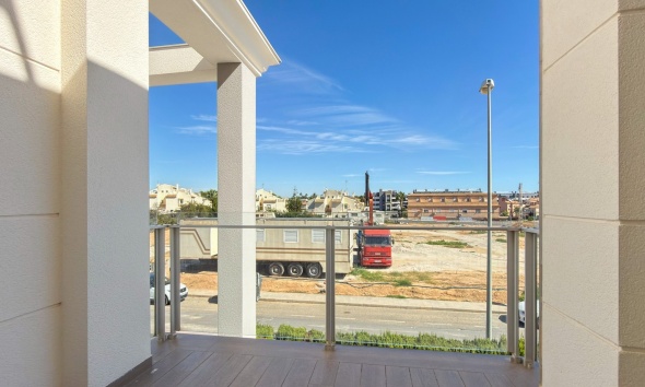 Reventa - Apartamento / Dúplex - Orihuela Costa - La Zenia
