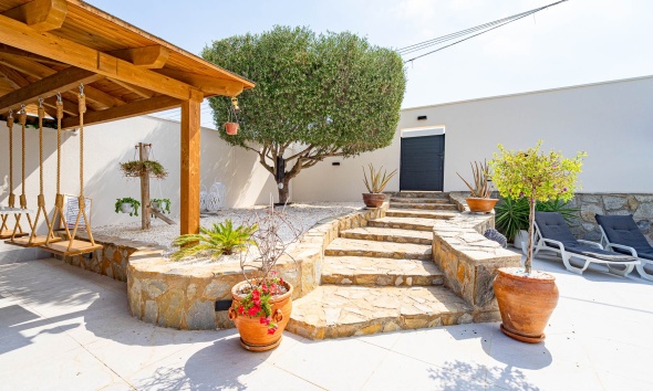 Reventa - Villa / Casa - Orihuela Costa - Villamartin