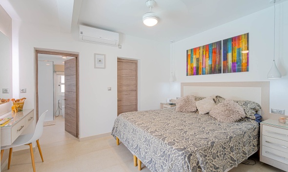 Reventa - Villa / Casa - Orihuela Costa - Villamartin