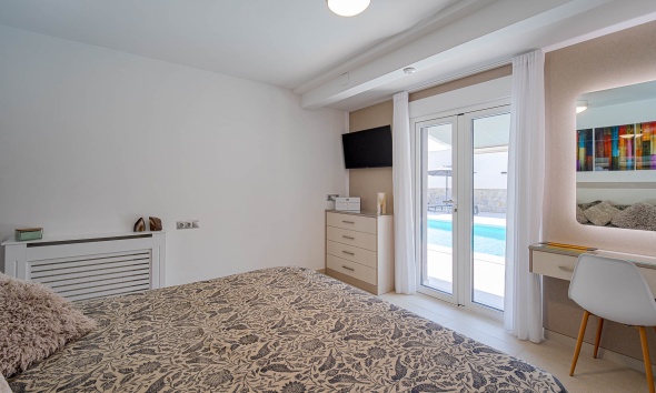 Reventa - Villa / Casa - Orihuela Costa - Villamartin