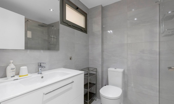 Reventa - Apartamento / Dúplex - Orihuela Costa - La Zenia
