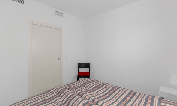 Reventa - Apartamento / Dúplex - Orihuela Costa - La Zenia