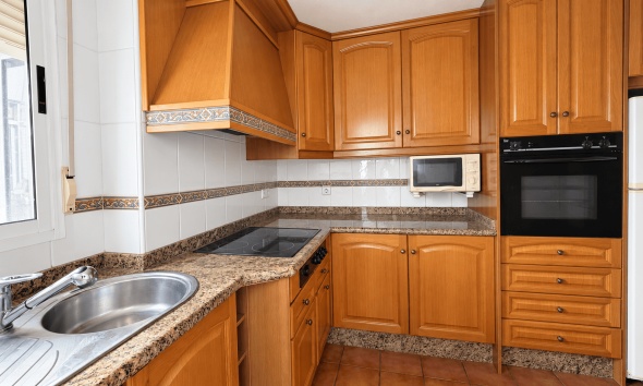 Resale - Apartment / Duplex - La Mata