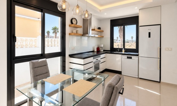 Reventa - Apartamento / Dúplex - Ciudad Quesada