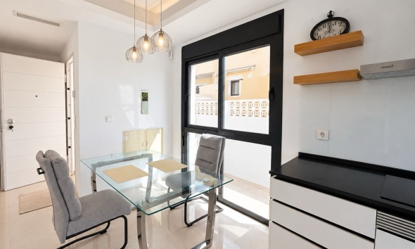 Reventa - Apartamento / Dúplex - Ciudad Quesada