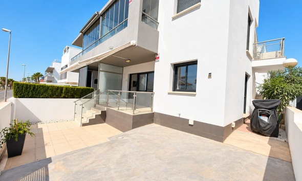 Reventa - Apartamento / Dúplex - Ciudad Quesada