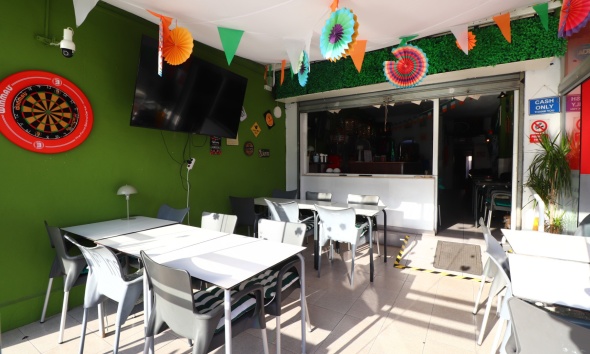 Reventa - Local Comercial - Torrevieja - El Chaparral