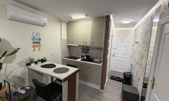 Rynek Wtórny - Apartament / Duplex - Torrevieja - La Siesta