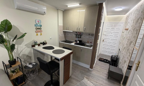 Rynek Wtórny - Apartament / Duplex - Torrevieja - La Siesta